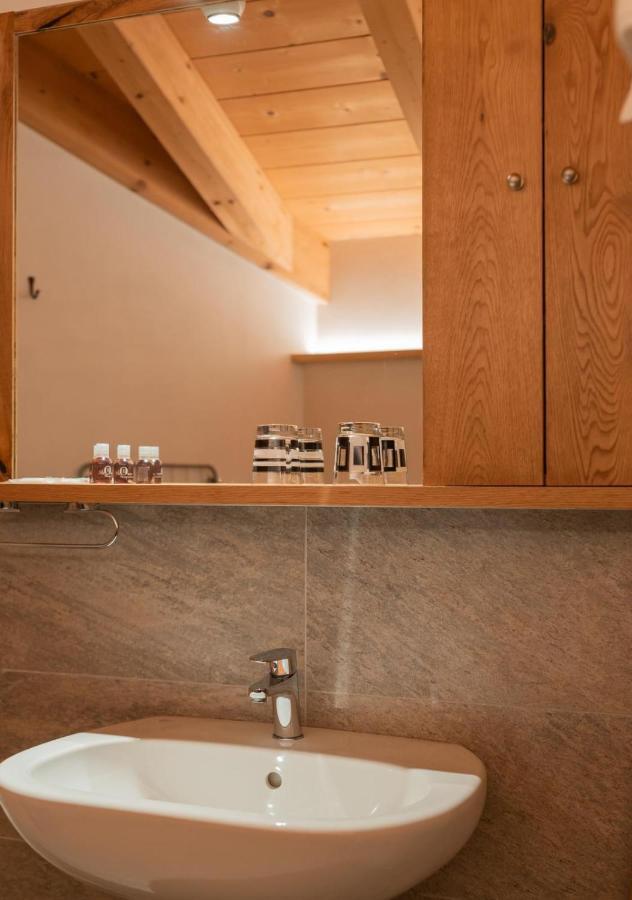 Pista Stelvio Loft Lumiere Apartment Bormio Bagian luar foto