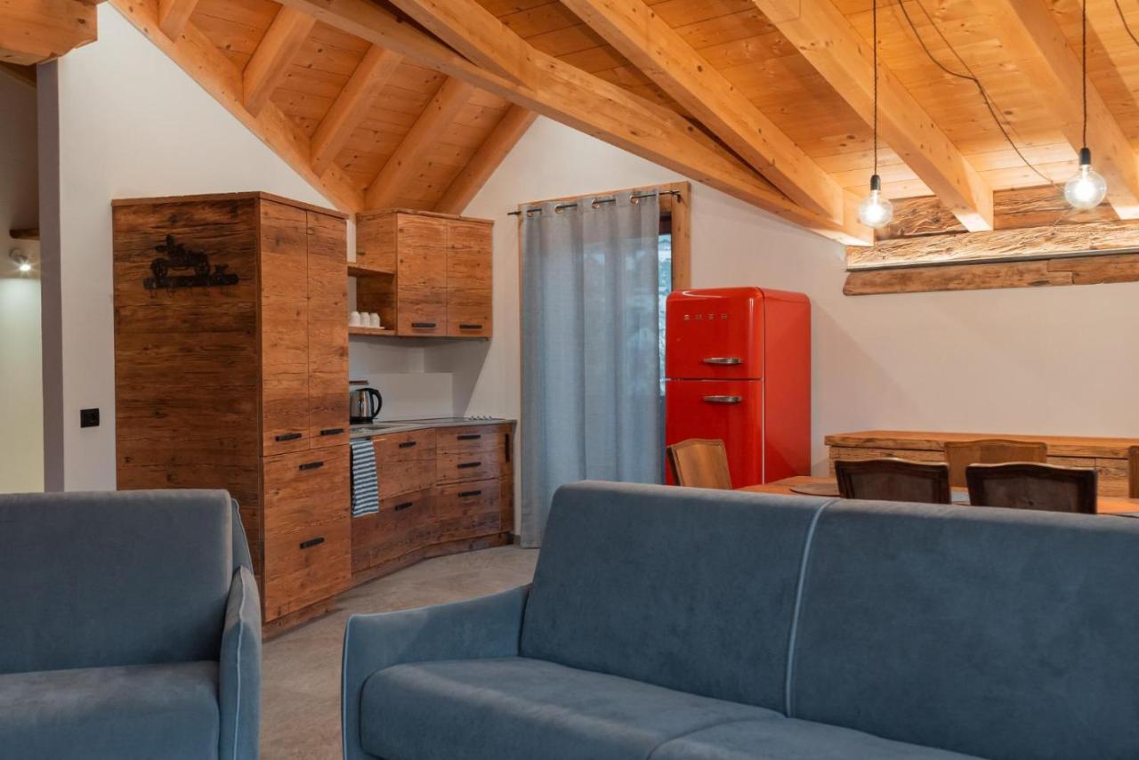 Pista Stelvio Loft Lumiere Apartment Bormio Bagian luar foto