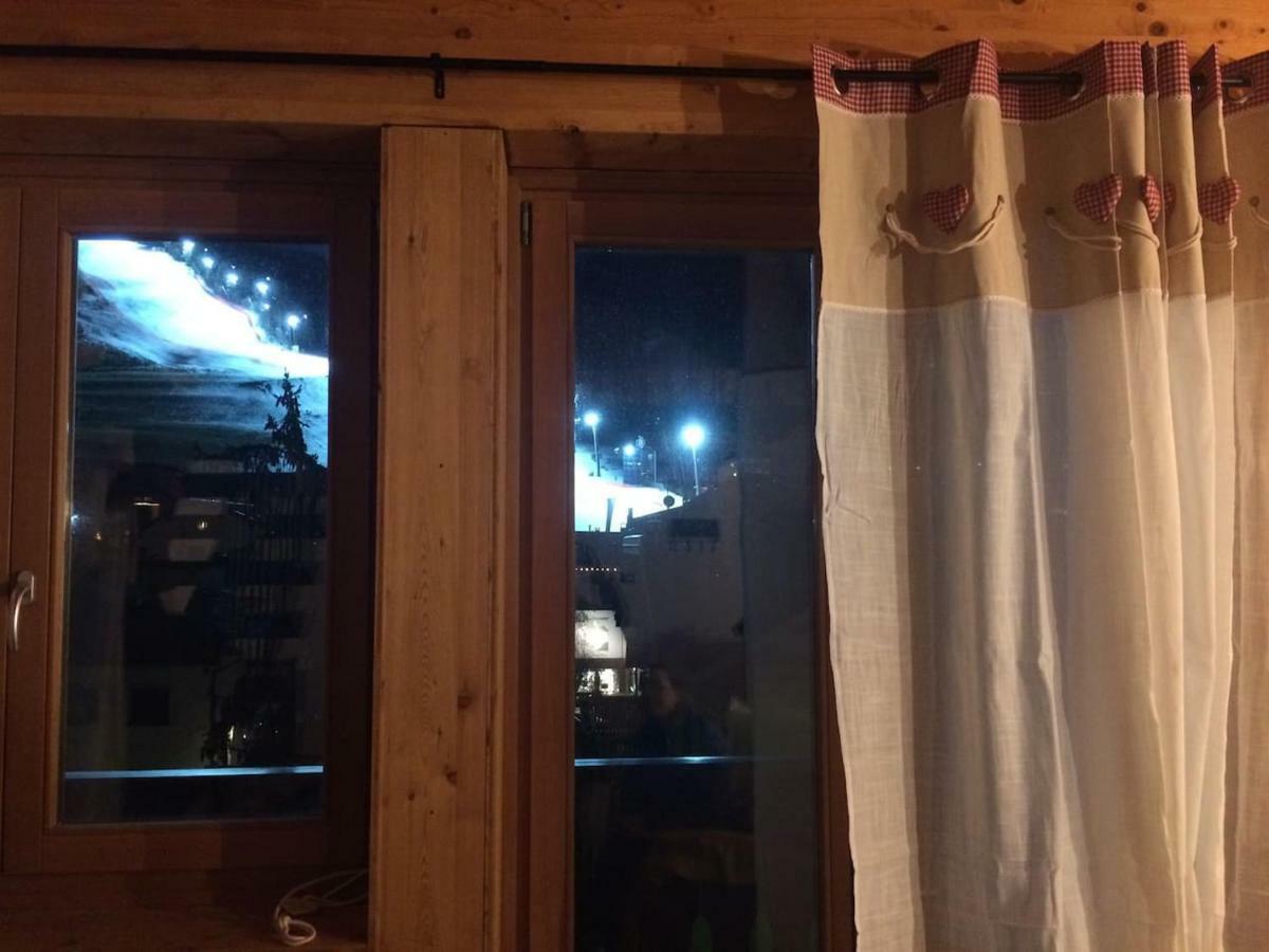 Pista Stelvio Loft Lumiere Apartment Bormio Bagian luar foto