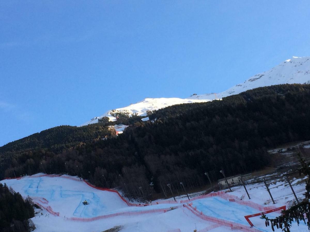 Pista Stelvio Loft Lumiere Apartment Bormio Bagian luar foto