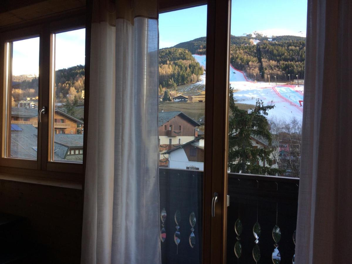 Pista Stelvio Loft Lumiere Apartment Bormio Bagian luar foto